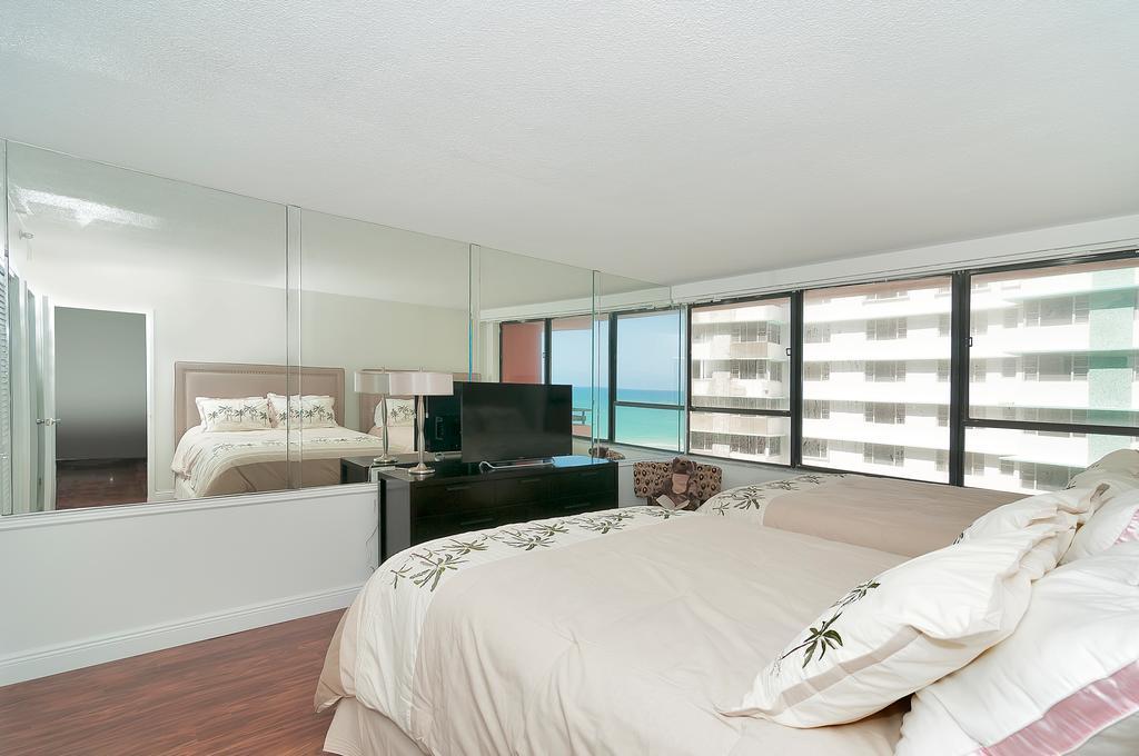 Private Apartment At The Alexander Hotel Miami Beach Bagian luar foto